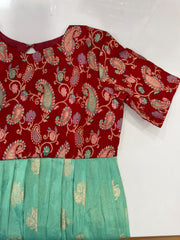 T540 Tarini (Red) - Maxi