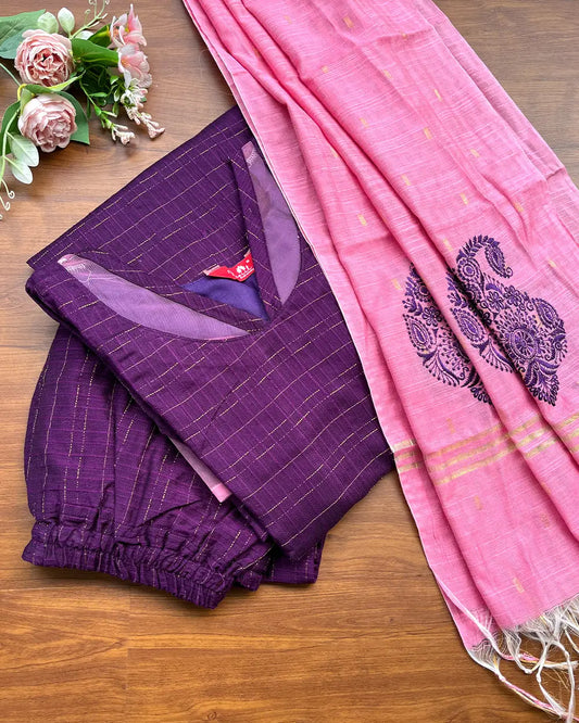 T224 Luxe - Vine Bloom Silk Kurta Set