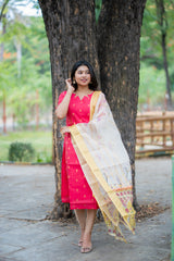 T527 Vrinda (Pink) - Kurta Set (Top-Dupatta)