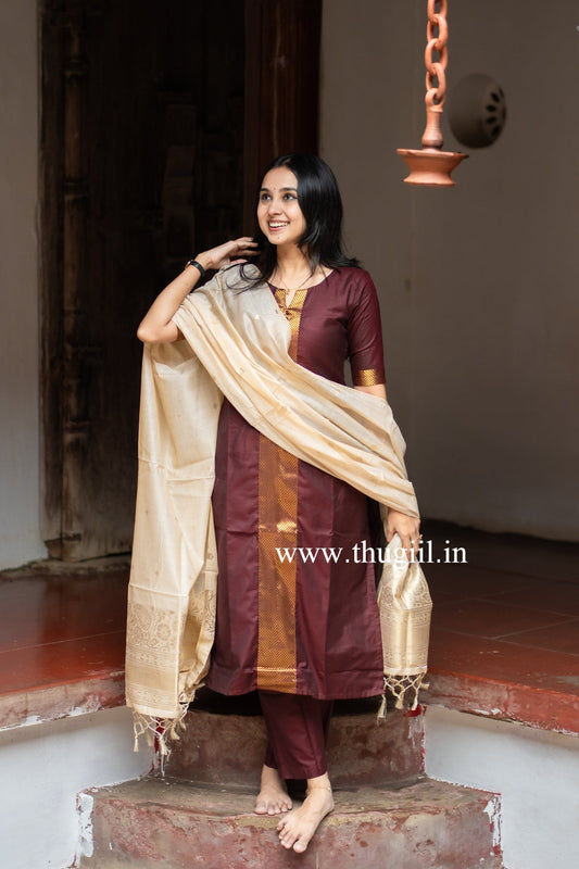T458 Sangavi - Kurta Set