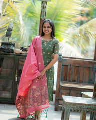 T327 Vrinda Pink Kurta Set (Top-Dupatta)
