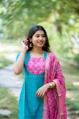 T482 - Kurta Set (Top - Dupatta)