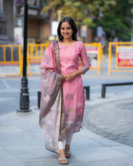 T323  Pinky Pichwai Kurta Set (Top-Dupatta)