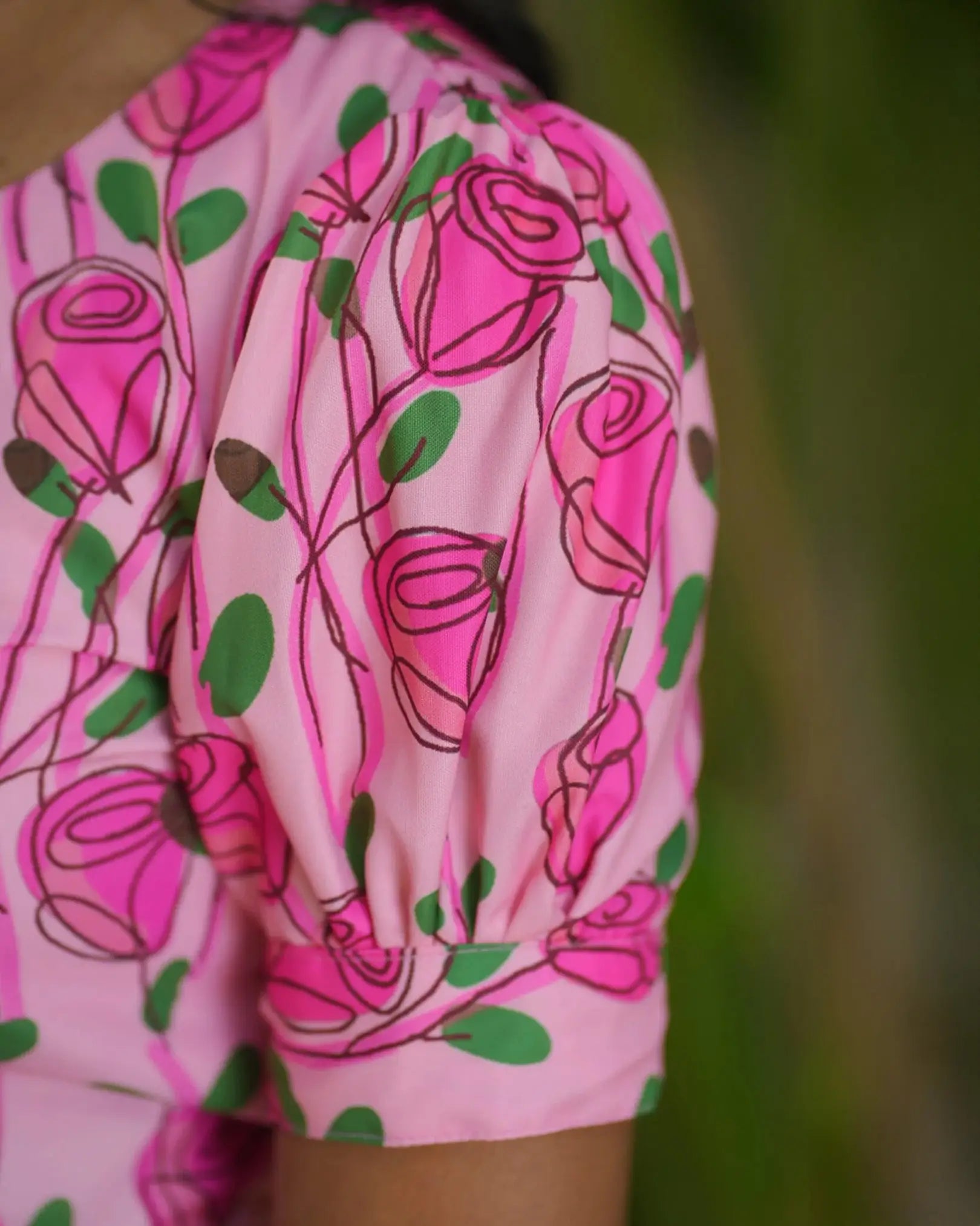T027 Rose garden dress