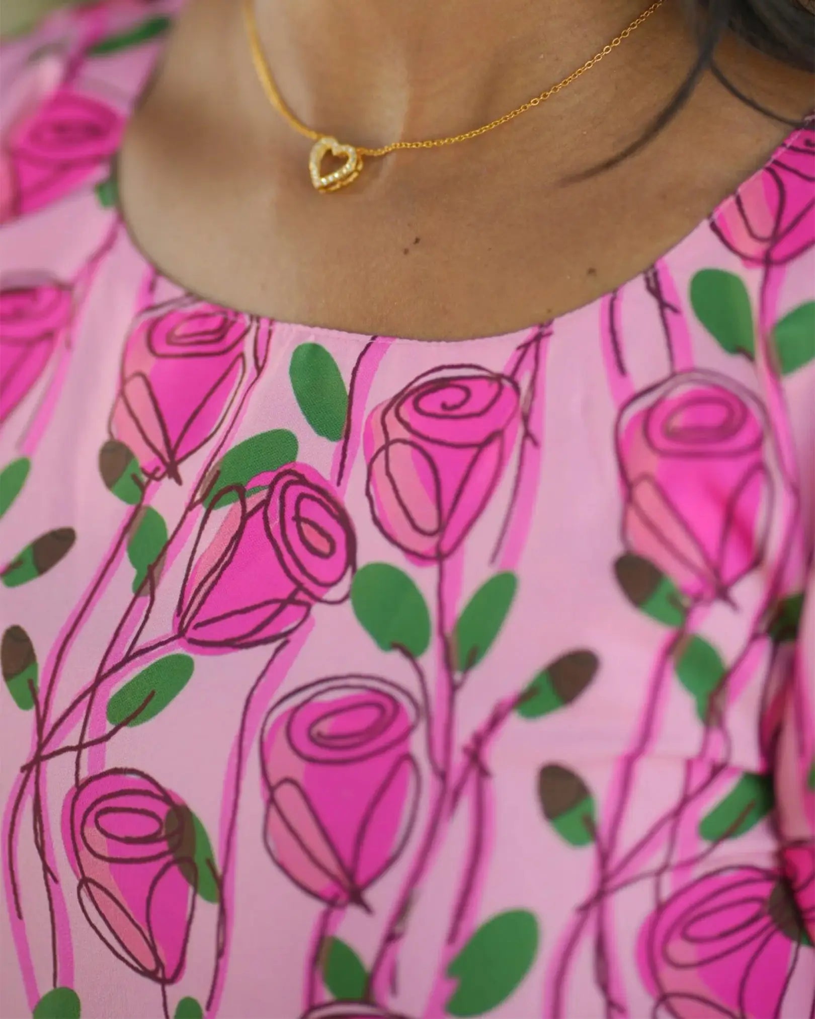 T027 Rose garden dress