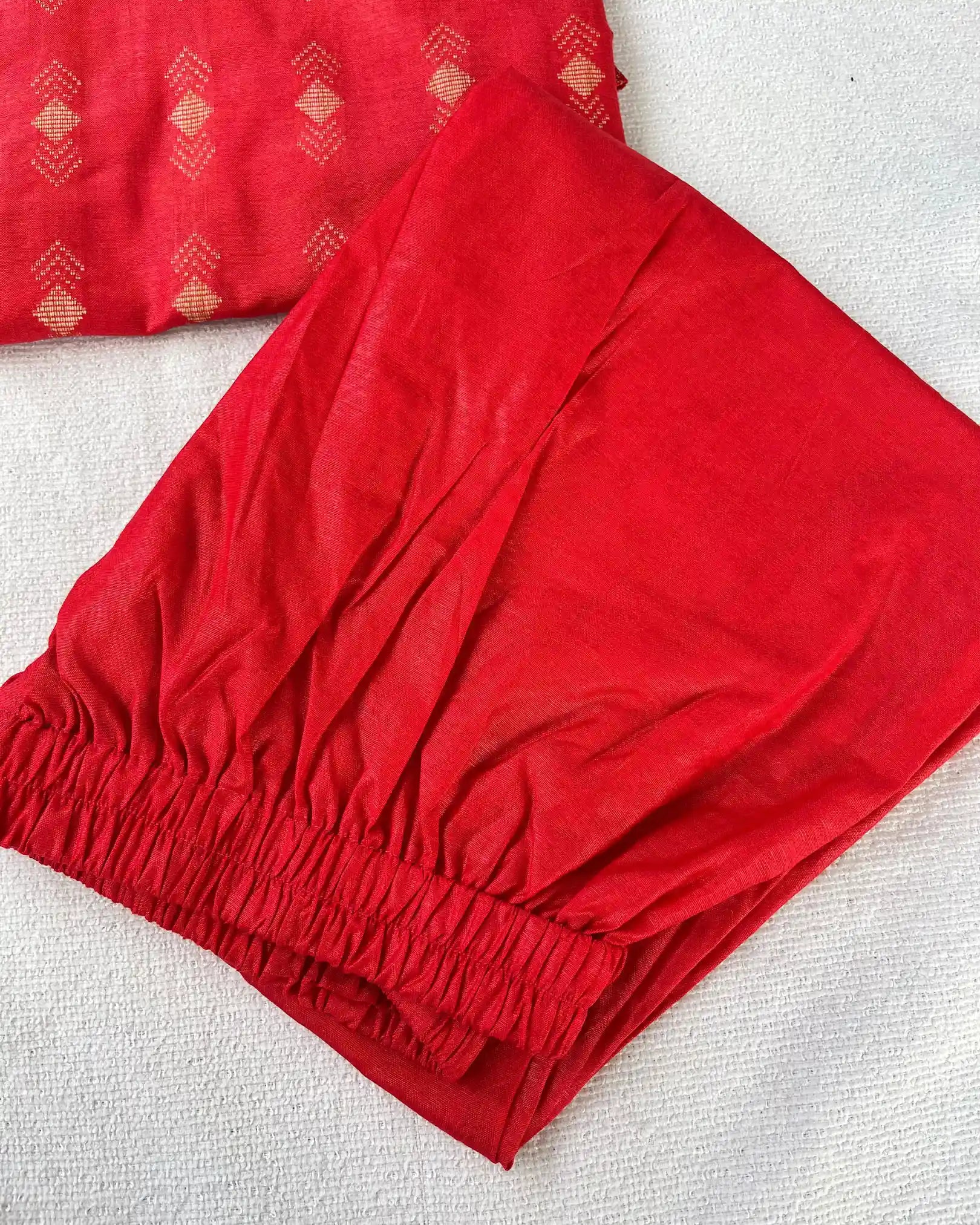 T026 Red katan silk kurta set