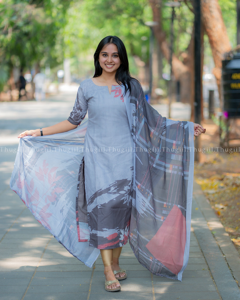 T387 Bavya - Kurta Set (Top-Dupatta)