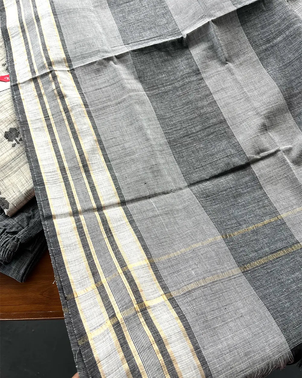 T197 Grey Handloom Cotton Kurta Set