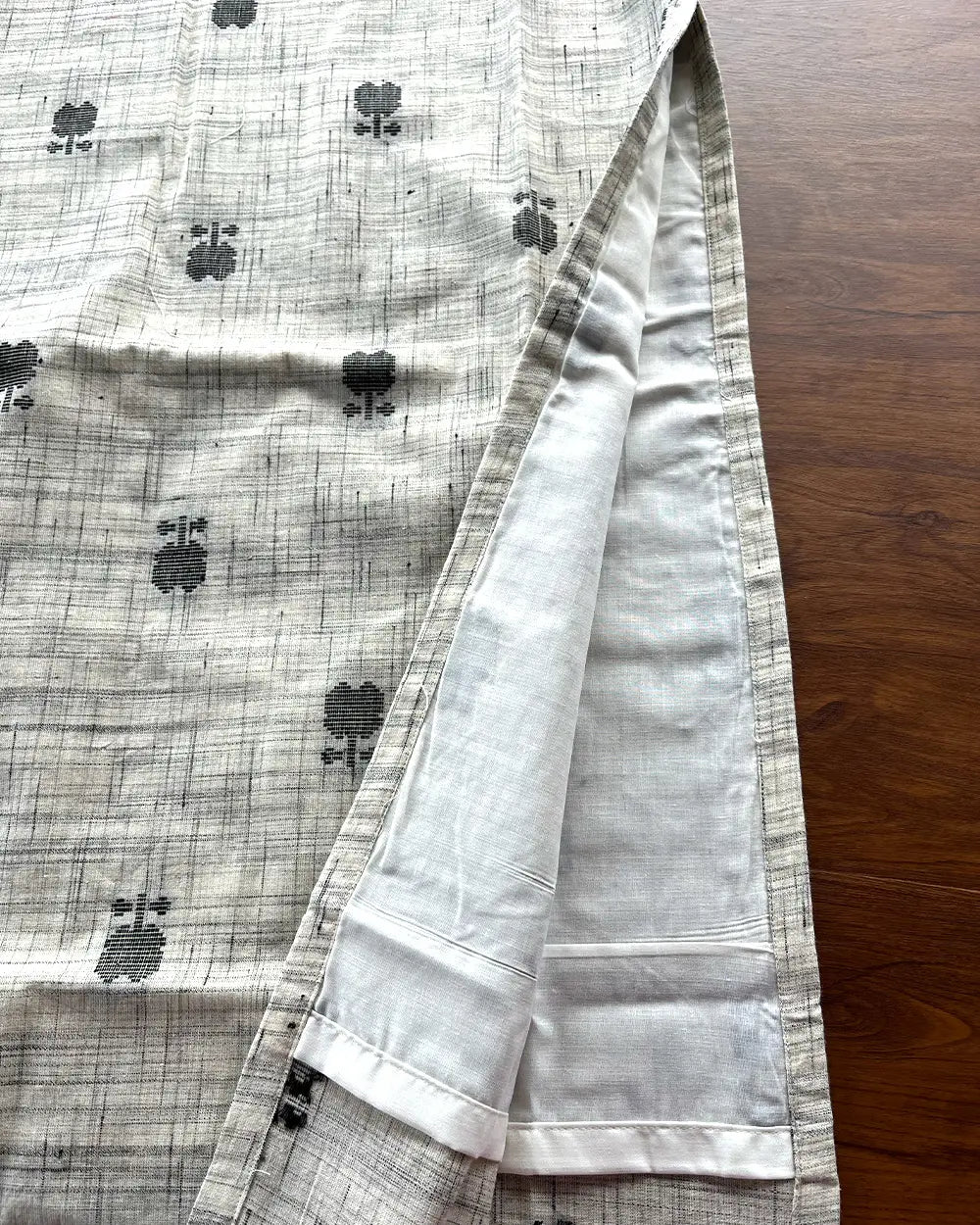 T197 Grey Handloom Cotton Kurta Set