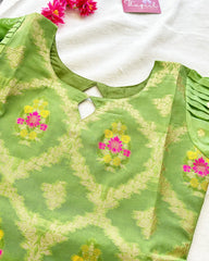 T044 Parrot Green Silk Kurta Set (Kurta-Dupatta)