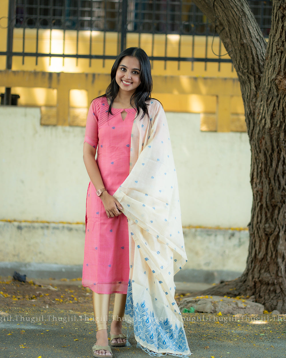T381 Janani - Kurta Set (Top - Dupatta)
