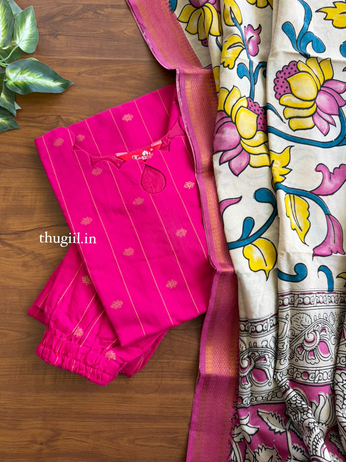 T545 Thamarai (pink) - Kurta Set