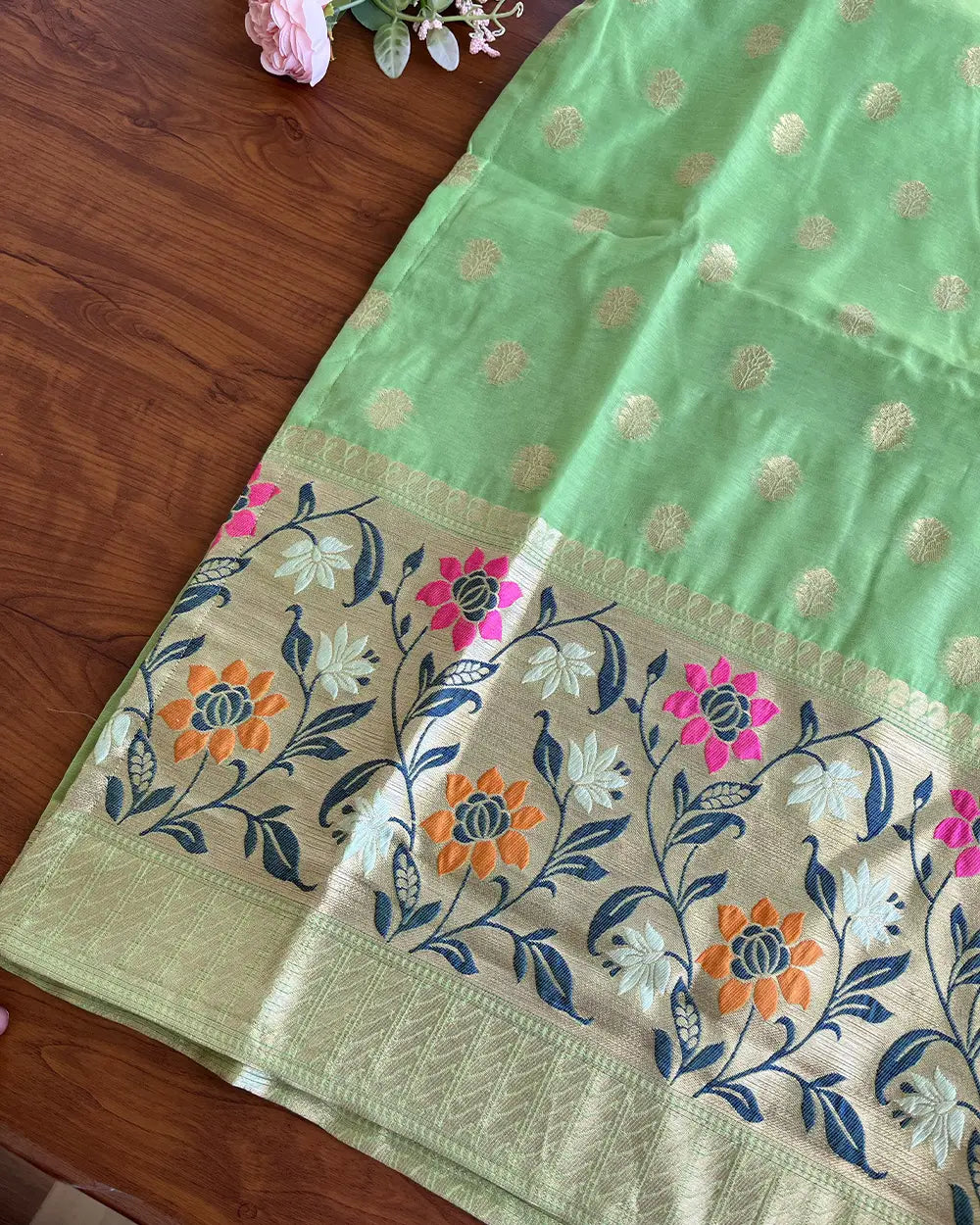 T120 Green Cotton Banaras Kurta Set (Top-Dupatta)