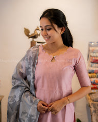 T351 Aadhya - Kurta Set (Top-Dupatta)