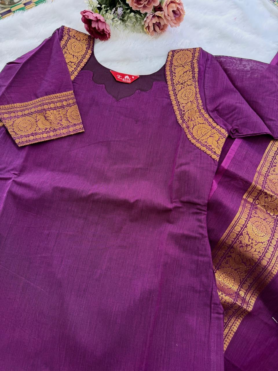 T513 Tharigai (Violet) - Kurta Set (Top-Dupatta)