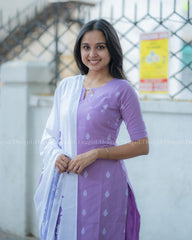 T352 - Taanya - Kurta Set