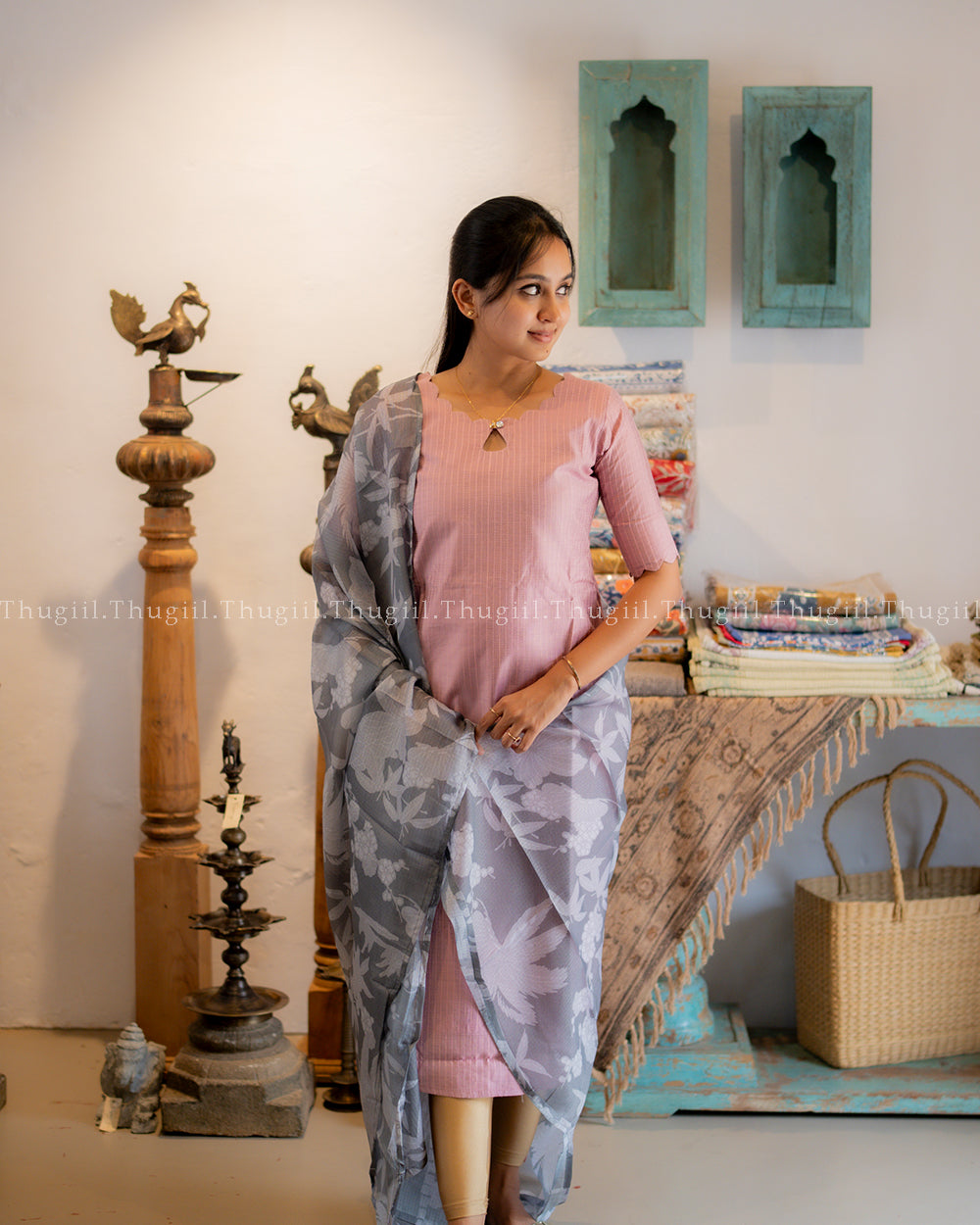 T351 Aadhya - Kurta Set (Top-Dupatta)