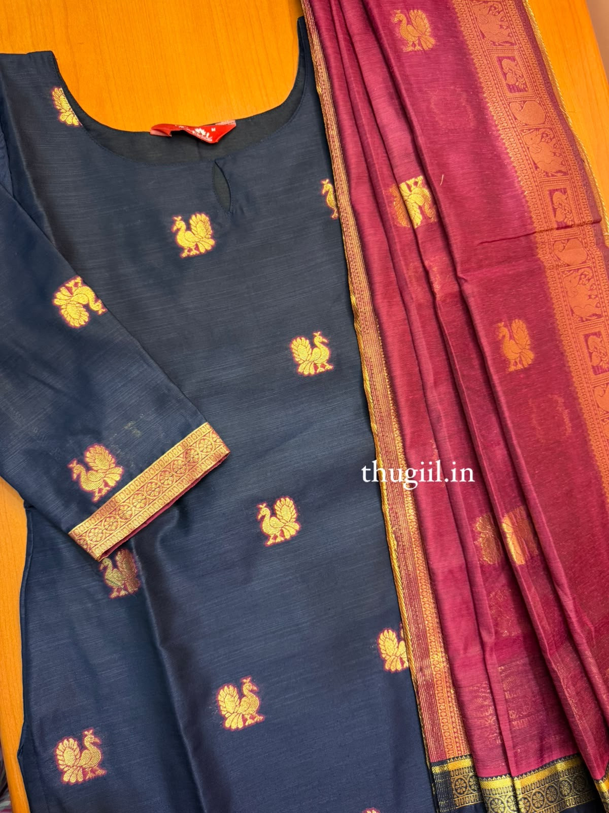T522 Padmini (Navy) - Kurta Set