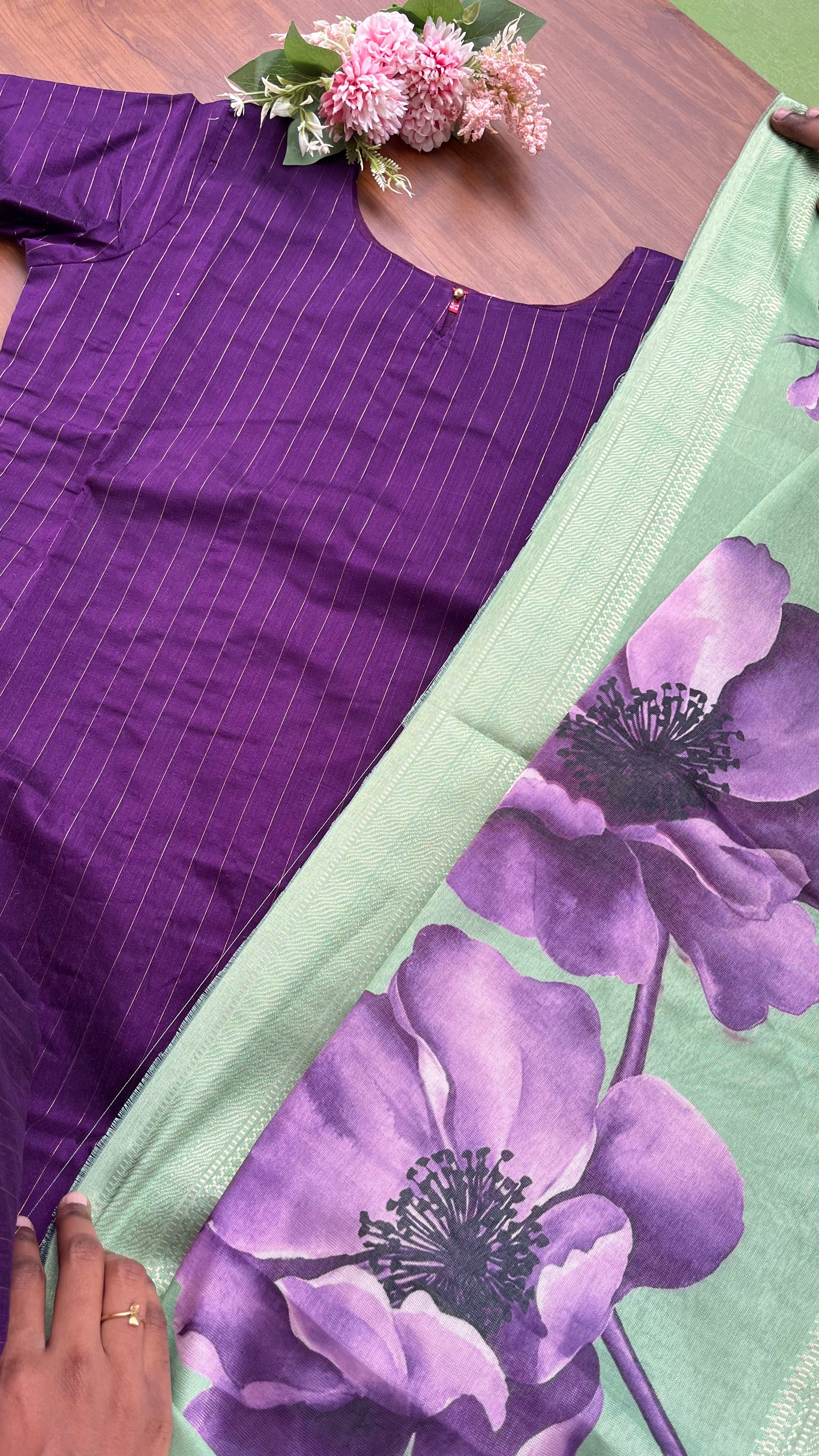 T107 Luxe - Royal Vines Kurta Set (Pre Order 25-30  days)