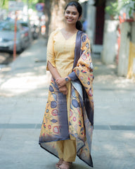 T449 Tanvi - Kurta Set