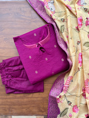 T382 Mithra - Kurta Set
