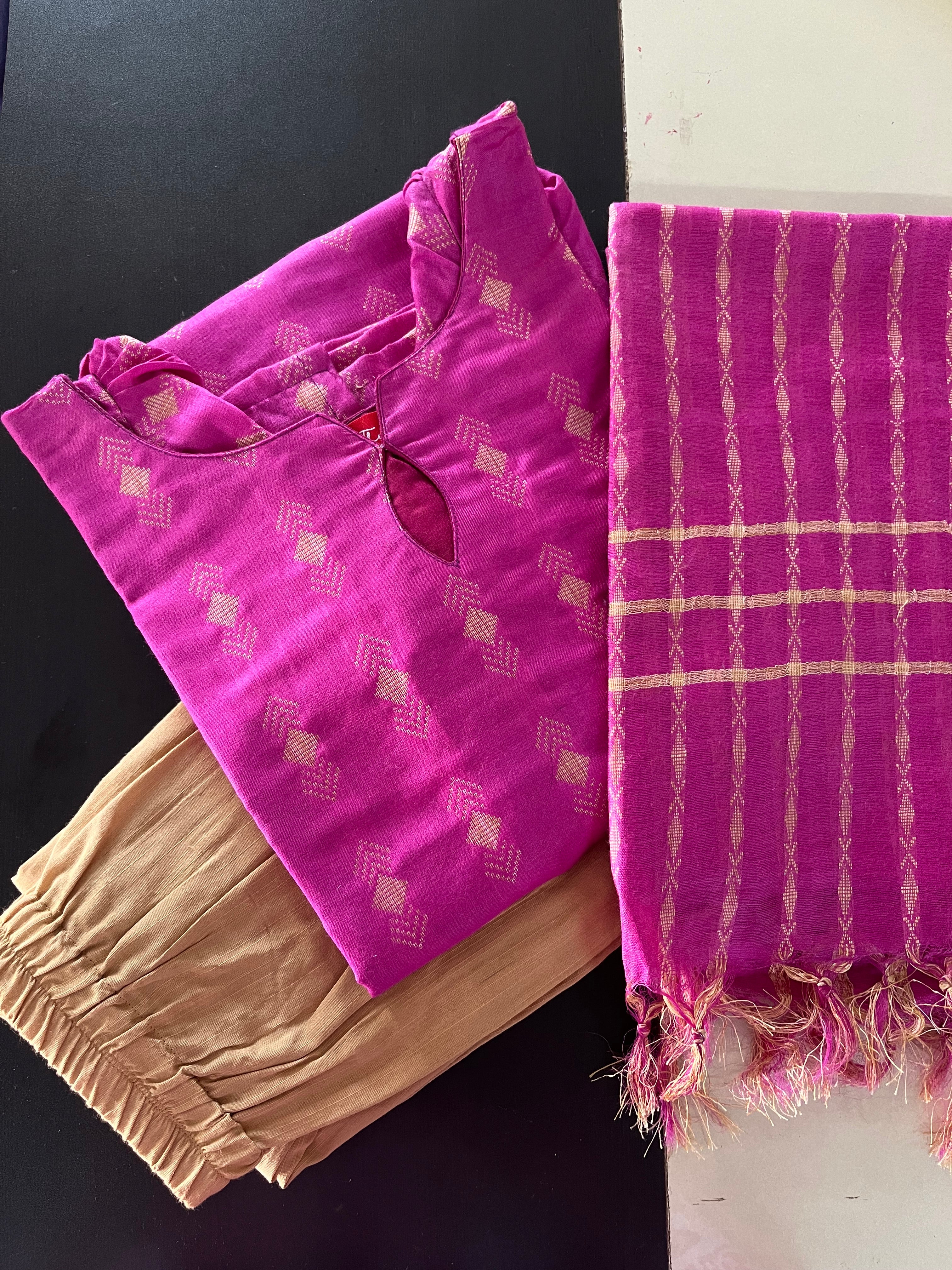 AS095 Katan Silk Kurta Set (Top dupatta pant )