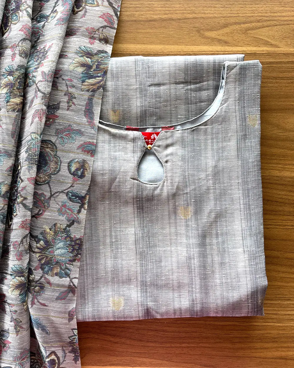 T063 Luxe - Pure Jute Silk Kurta Set (Top-Dupatta)