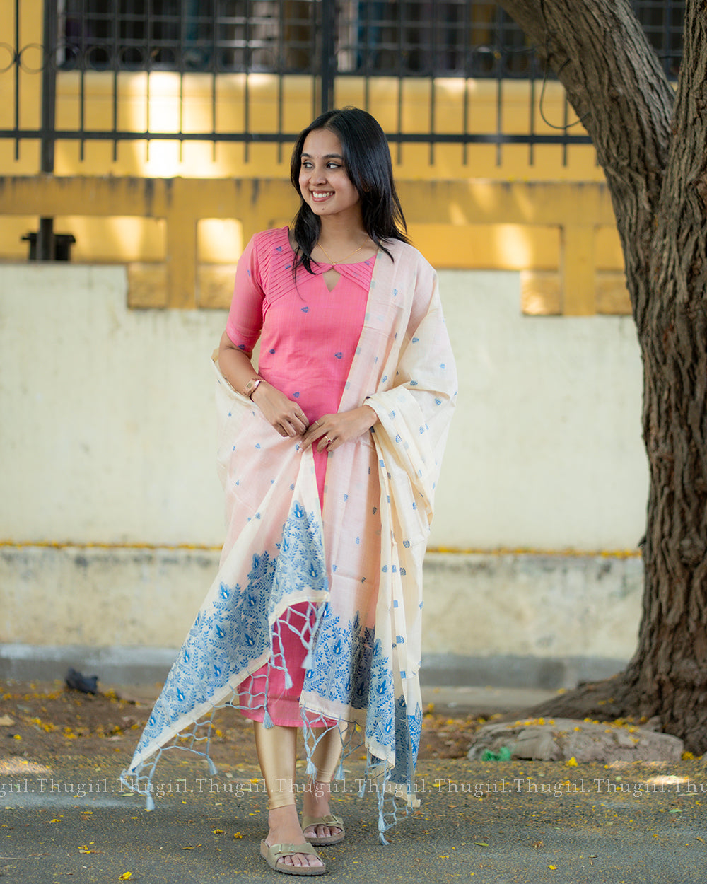 T381 Janani - Kurta Set (Top - Dupatta)