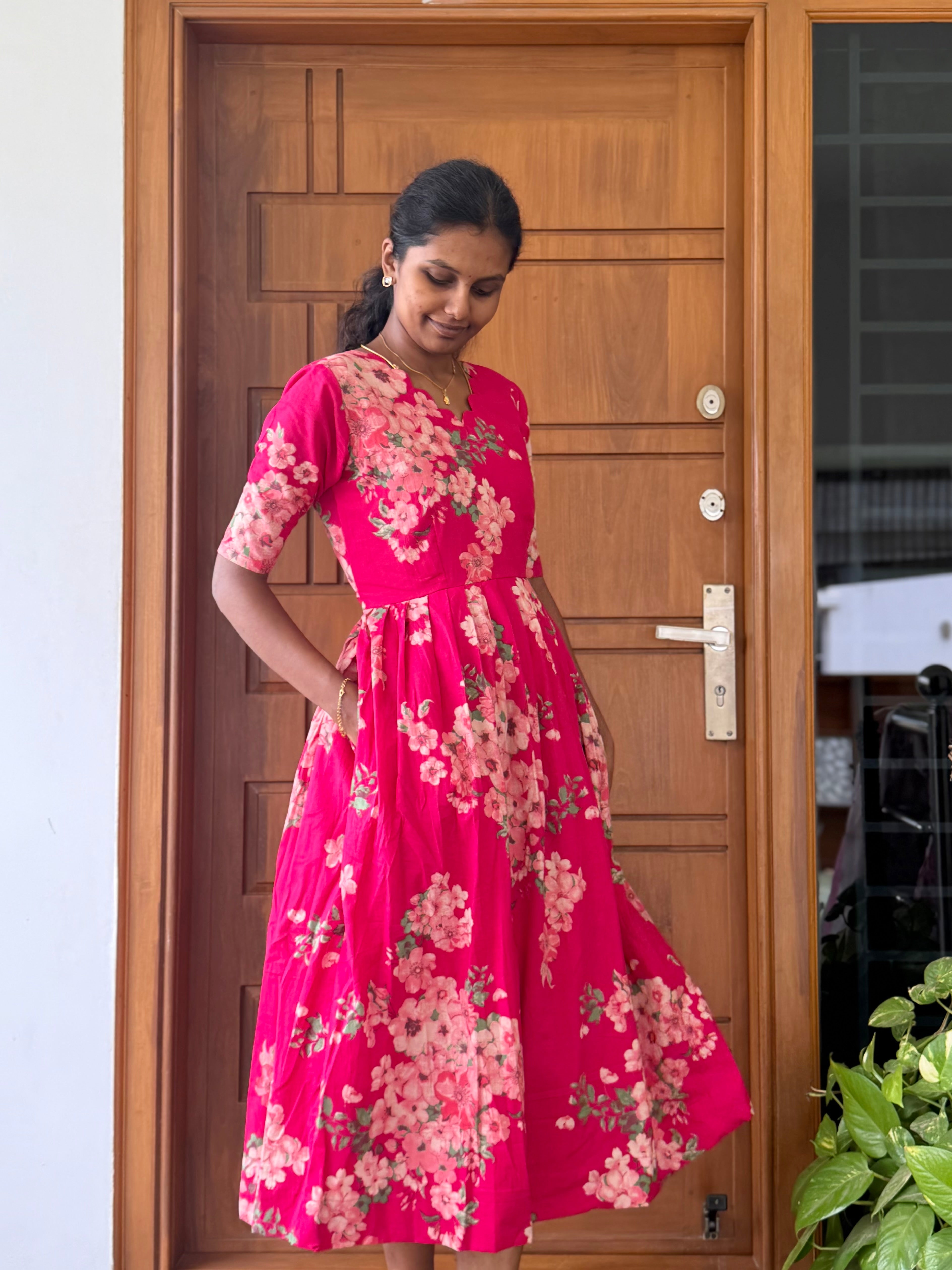 T475 Yuvika (Rani pink) - Dress