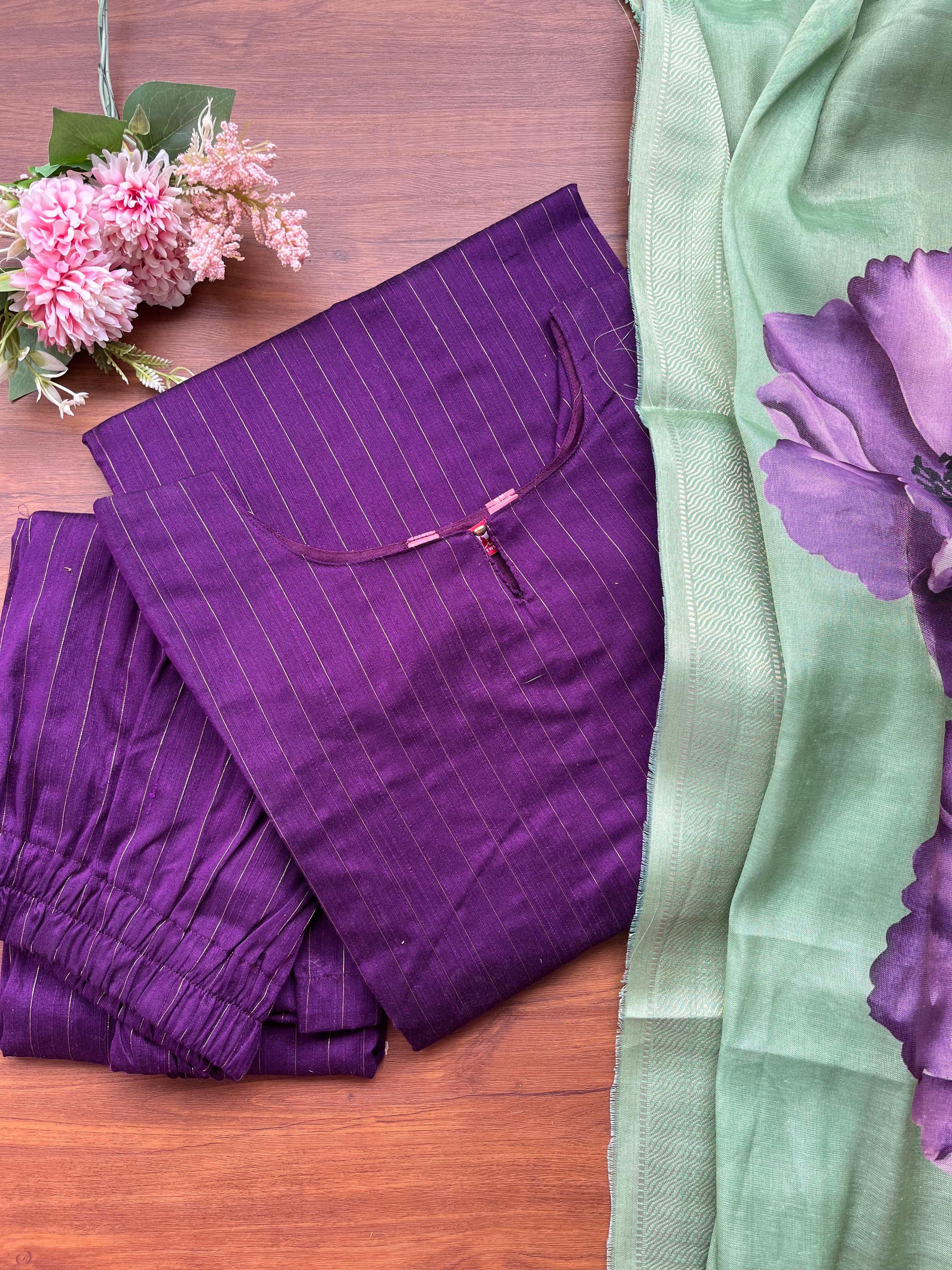 T107 Luxe - Royal Vines Kurta Set (Pre Order 25-30  days)