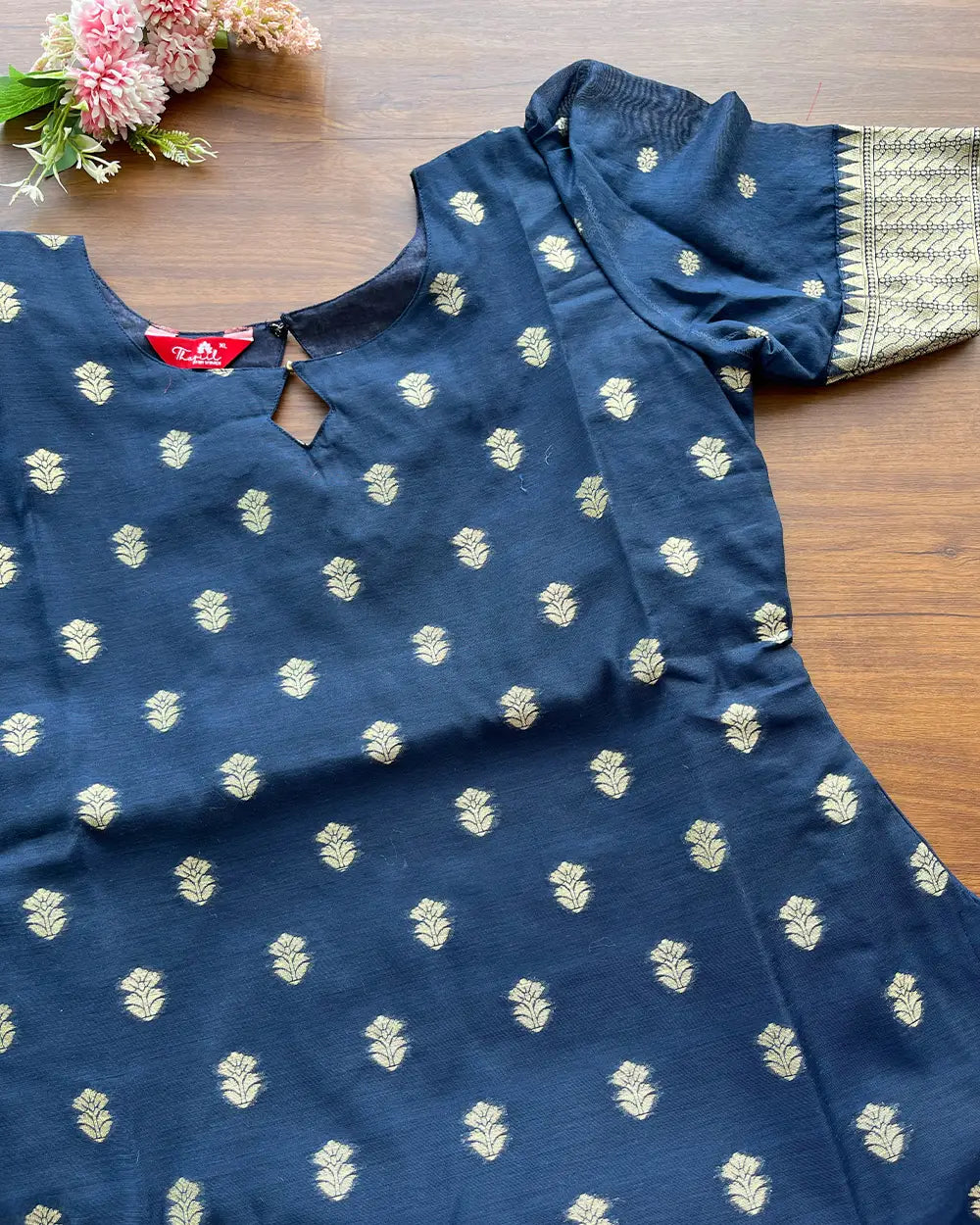 T099 Midnight Blue Banaras Cotton Kurta Set (Top-Dupatta)