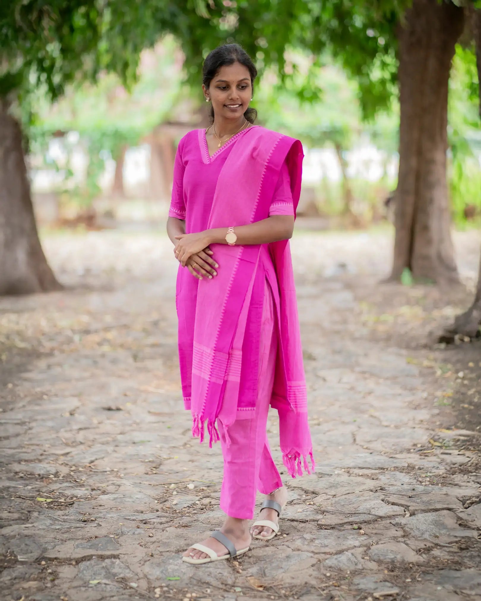 T041 Gulabi handloom cotton kurta set