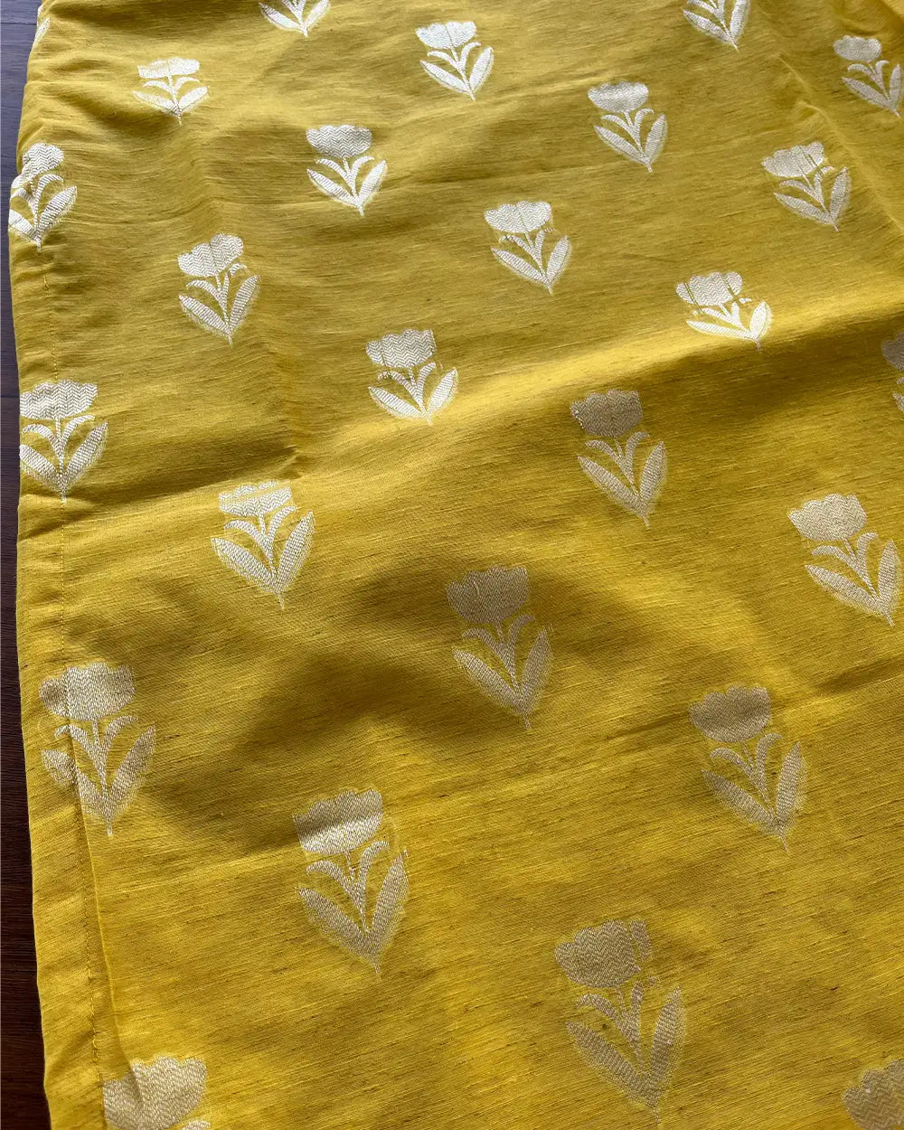 T104 Yellow-Grey Pure Linen Kurta Set (Pre order 15-20 days)