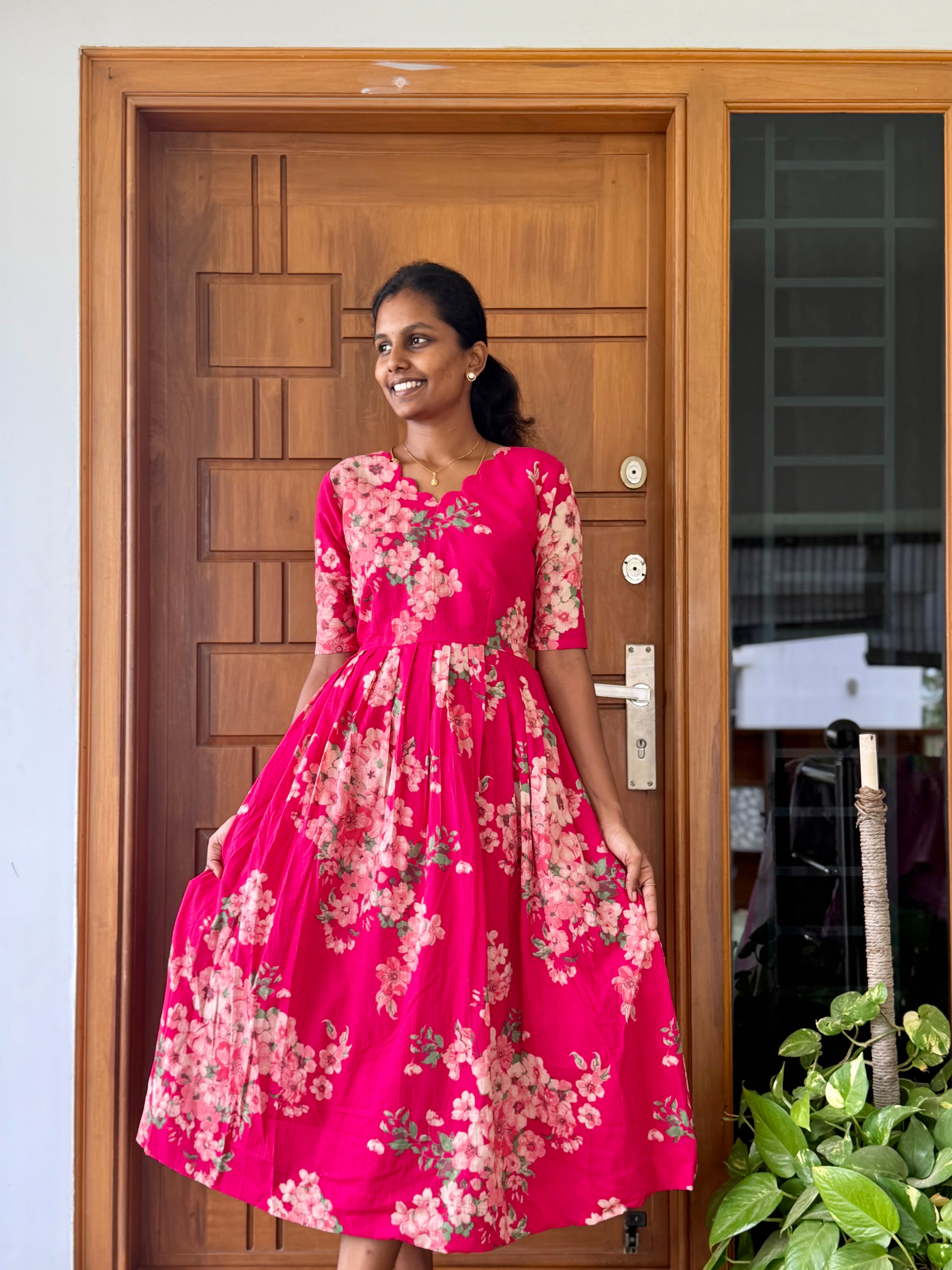 T475 Yuvika (Rani pink) - Dress