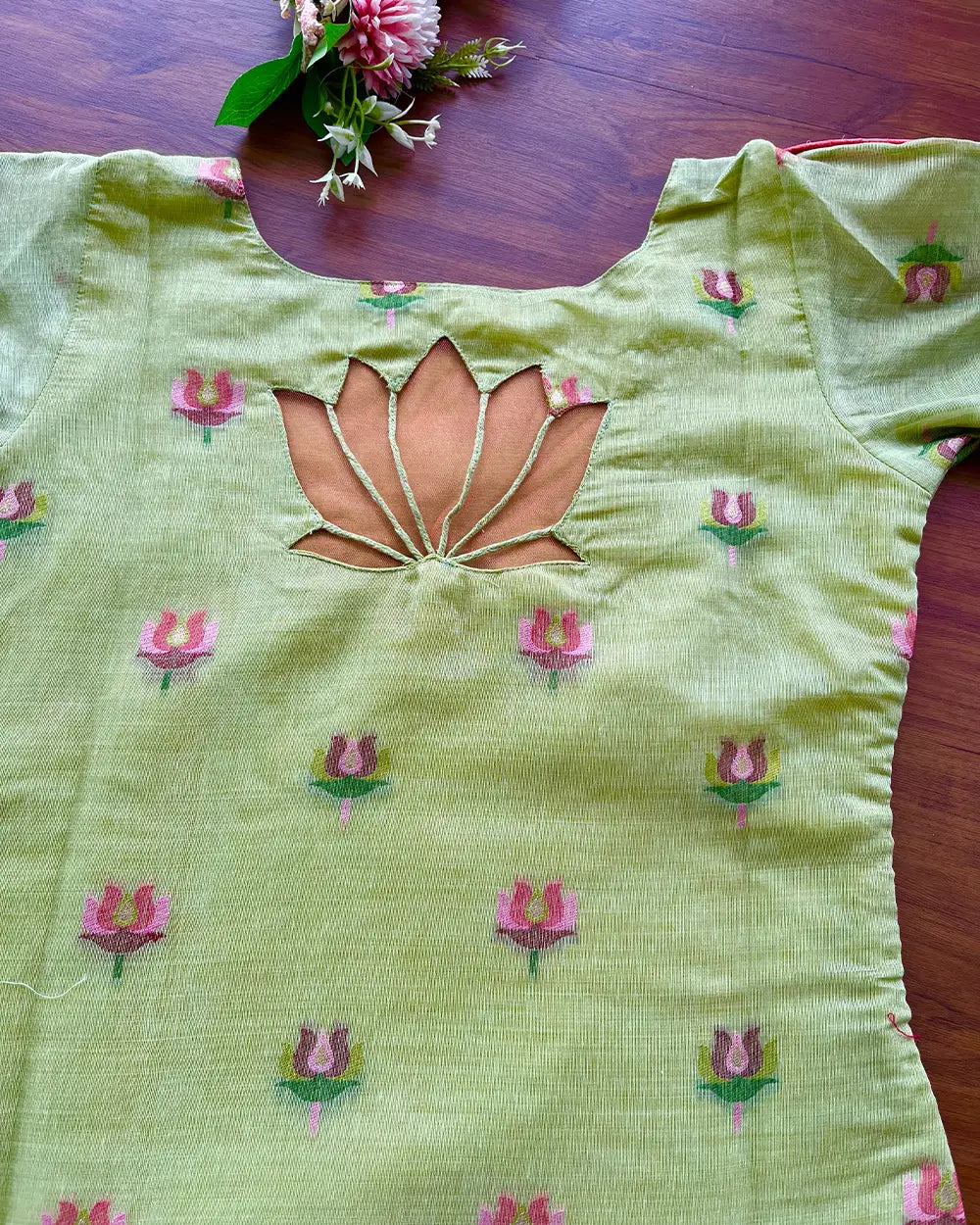 T094 Pista Green Lotus Kurta Set (Top-Dupatta)