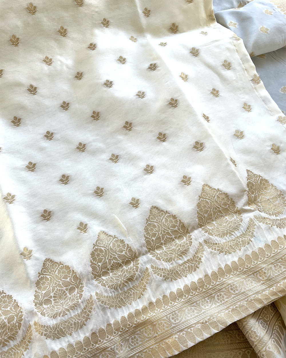 T052 Banaras Silk Kurta Set (Top-Dupatta) PRE ORDER 10-15 days