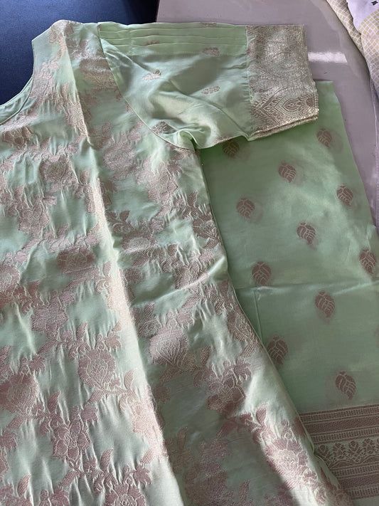 AS042 Banaras Silk Kurta Set (Top  Dupatta)