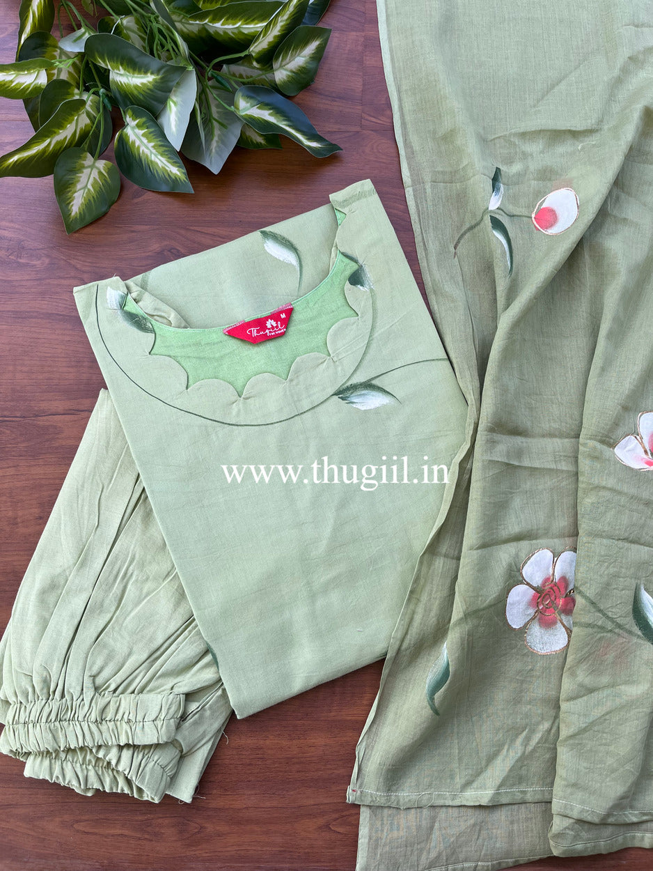 T452 Arohi - Kurta Set