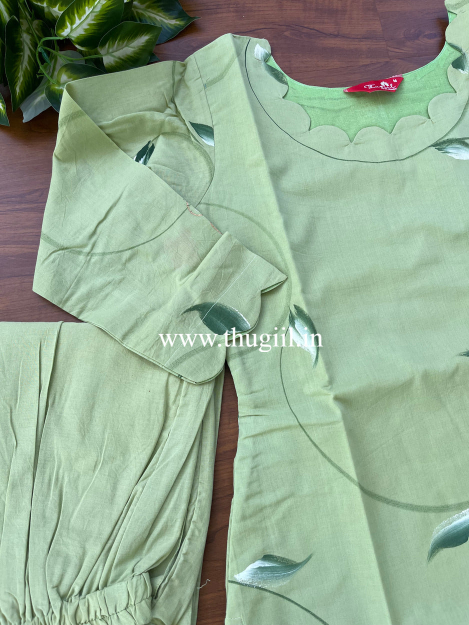 T452 Arohi - Kurta Set