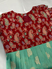 T540 Tarini (Red) - Maxi