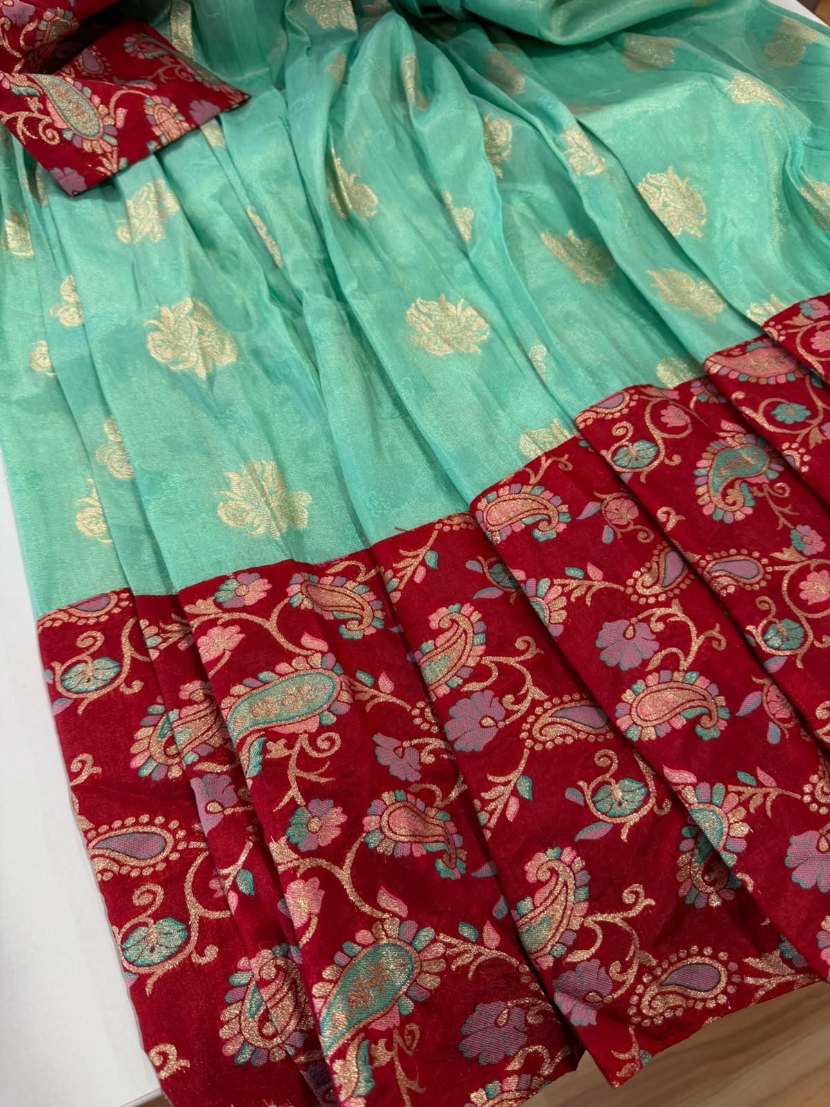 T540 Tarini (Red) - Maxi