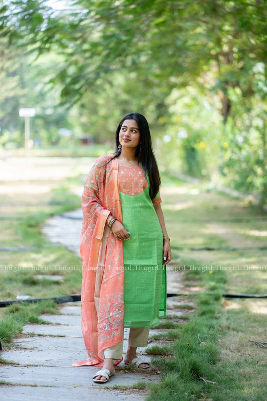 T483 - Kurta Set (Top - Dupatta)