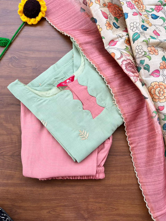 T349 Harini - Kurta Set