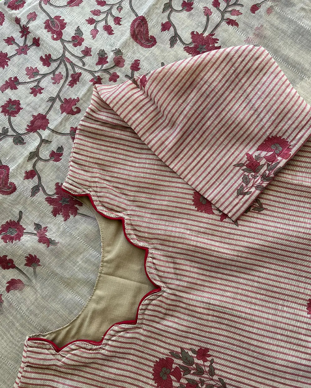 T079 Luxe - Red Chanderi - Floral jecard kurta set