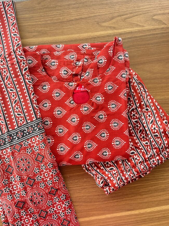 TKS Pure Cotton Kurta Set - Image 2